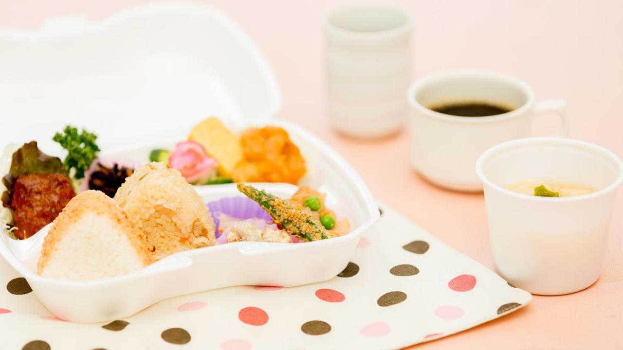 Toyoko Inn Yokohama Nishi-Guchi Εξωτερικό φωτογραφία